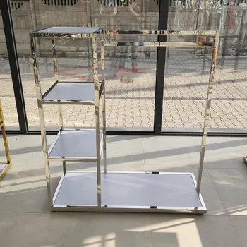 Figurína Stříbrný stojan S3