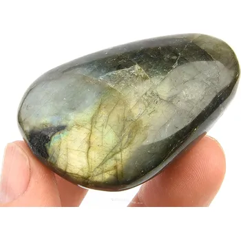 Přírodní kámen Labradorit z Madagaskaru 61g