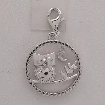 Přívěsek Stříbrný přívěsek s kamenem