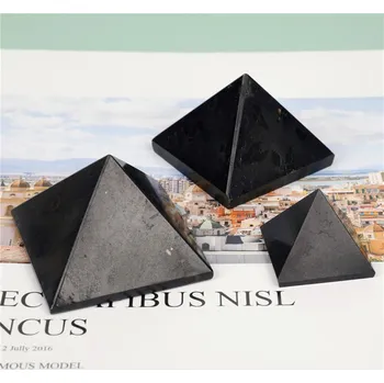 Přírodní kámen Obsidiánová Pyramida Desktop Ornament 3-3.5cm