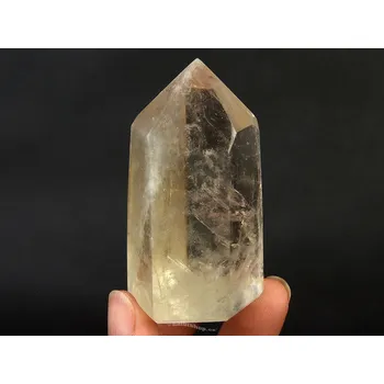 Přírodní kámen Křišťál broušená špice 113g