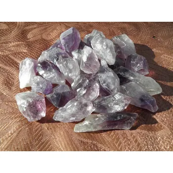 Surový (přírodní) ametyst