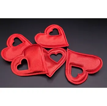 Saténová aplikace - dvojité srdíčko - červená - rozměr 4 x 4 cm