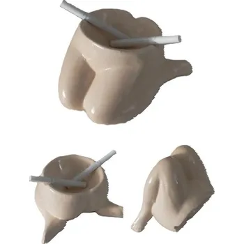 Keramický popelník - model dámské tělo