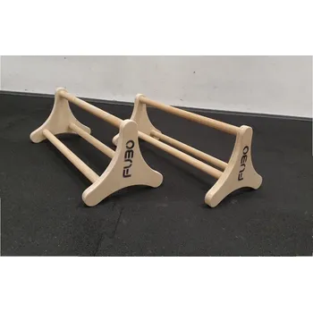 Dřevěná hračka Gymnastické stálky dřevěné otočné TRIANGL