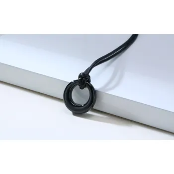 Náhrdelník B-TOP Pánský nerezový náhrdelník KRUH Druh barvy: Černá