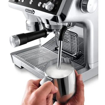 De'Longhi La Specialista Prestigio EC9355.M - krémová pěna