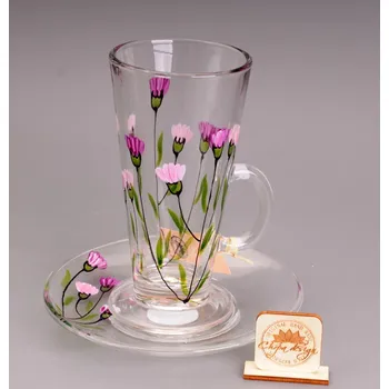 Sada hrnek latte s podšálkem - karafiáty