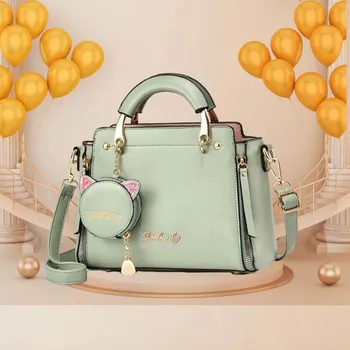 Dámská kabelka s kočičí peněženkou Barva: zelená