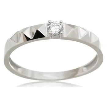 Prsten Dámský prsten z bílého zlata se zirkony PR0599F + DÁREK ZDARMA