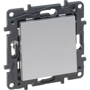 Elektrická zásuvka Legrand NILOÉ STEP tlačítko HLINÍK /863309/