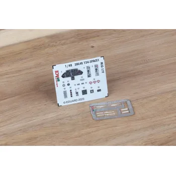 Plastikový model 1/48 MiG-17F SPACE (AMMO)