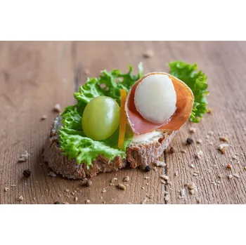 Hotové jídlo Dřevorubecký chléb - prošuto a meloun