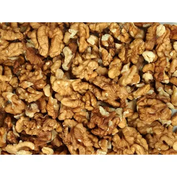 Krmivo pro ptáka Vlašské ořechy loupané 5 kg