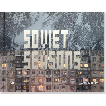 Cizojazyčná kniha Soviet Seasons