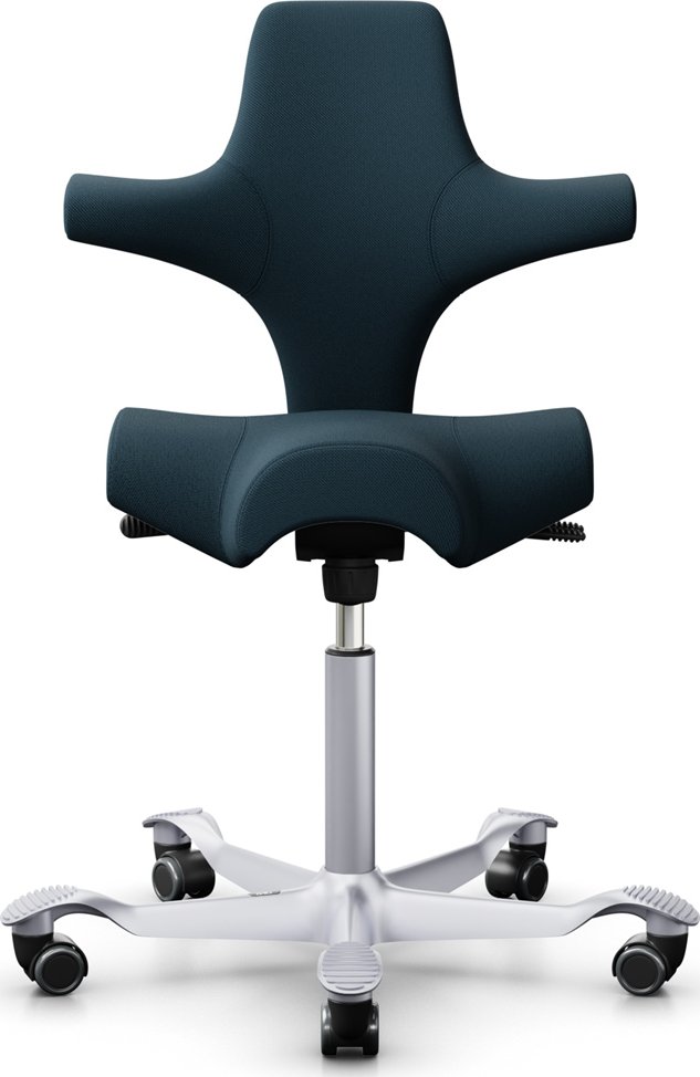 HÅG Pracovní židle Capisco® 8106 stříbrná TYP KOLEČEK: NA KOBEREC, BARVA POTAHU: SC66194 Blue