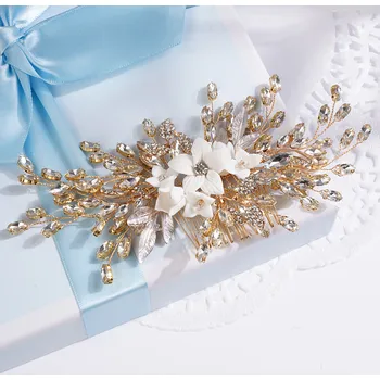 Ozdoba do vlasů B-TOP Krystalový hřeben do vlasů s bílými květy