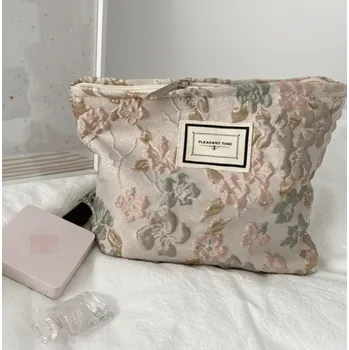 Kosmetická taška Dámská kosmetická taštička na cesty - K