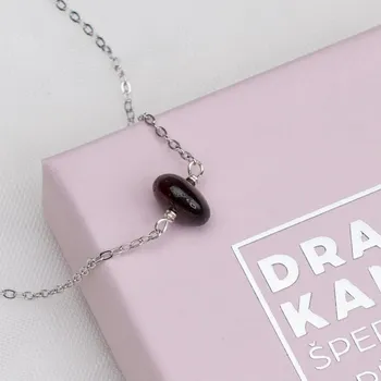 Náhrdelník Drahokamia Sestavte si vlastní náhrdelník s přírodním drahokamem 242/SMA Zvolte barvu řetízku s přívěskem:: Stříbrný - Ryzost 925/1000, Zvolte si drahokam: Granát