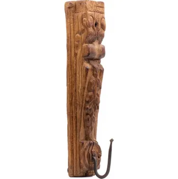 Věšák Věšák s jedinečným zdobením Indiana