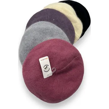 Čepice Sunshine Dámské zimní čepice s kšiltem Barva: Tmavě šedá