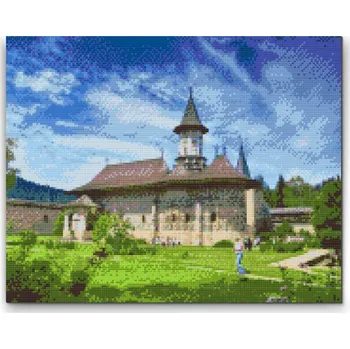 Diamantové malování Diamantové malování - Klášter Moldovita, Rumunsko Velikost: 30x40cm, Rámování: Pouze srolované plátno, Diamanty: Kulaté