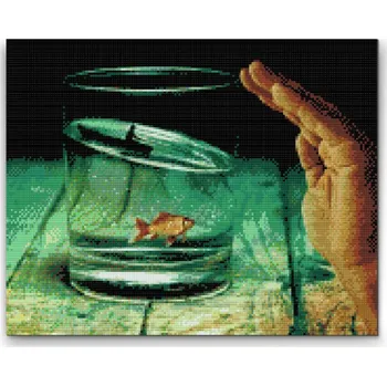 Diamantové malování Diamantové malování - Ryba ve sklenici Velikost: 30x40cm, Rámování: Pouze srolované plátno, Diamanty: Kulaté