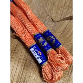 Příze Příze vyšívací Mouline Niťárna 2752 středně oranž
