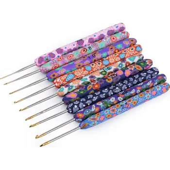 Háček na háčkování Sada 9 háčků se silikonovou rukojetí a zlatou špičkou - vel. 0,5 - 2,5