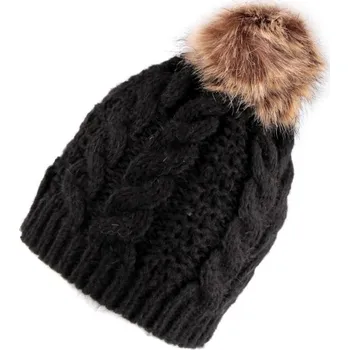 Čepice Dámská / dívčí zimní čepice s bambulí 3 černá