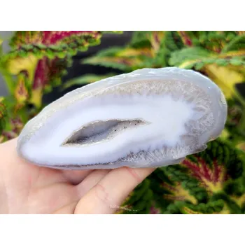 Přírodní kámen Achát šedý geoda s dutinkou 293g z Brazílie