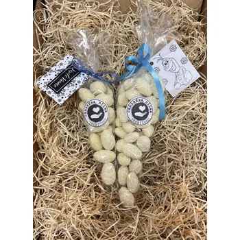 CHD Třebíčsko Mandle v bílé čokoládě s kokosem - dárkový kornout 250g kornoutek