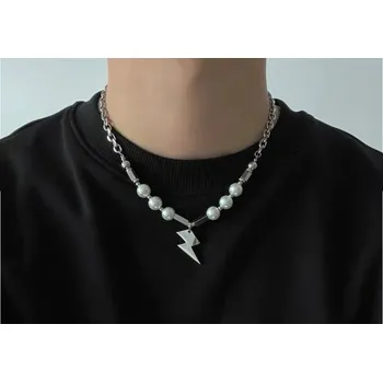 Náhrdelník B-TOP Náhrdelník z nerezové oceli s perlami a přívěskem Blesku