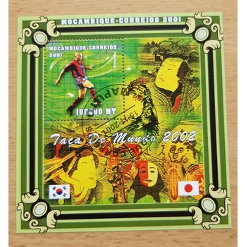 Poštovní známka Mosambik raz. aršík, fotbal, Ronaldo, r. 2001