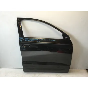 Dveře karosérie Pravé přední dveře Seat Ateca 575831312B