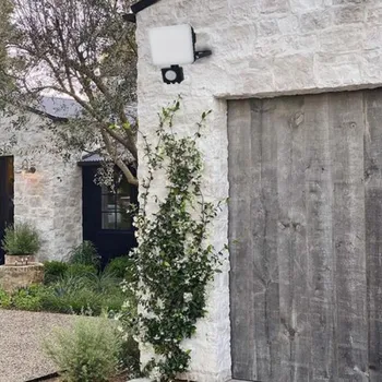 NEDES LF7024S Reflektor + 3 roky záruka ZDARMA!