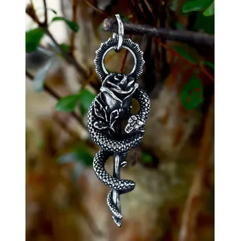 Řetízek Náhrdelník a přívěsek had