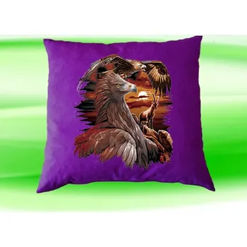 Dekorativní polštářek Polštářek s Orlem skalním fialový (polštář Orel skalní)