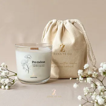 Svíčka Vonná svíčka s věnováním pro radost Vůně svíčky: Jasmín & Velvet, Potisk na obalu: Žena ví co