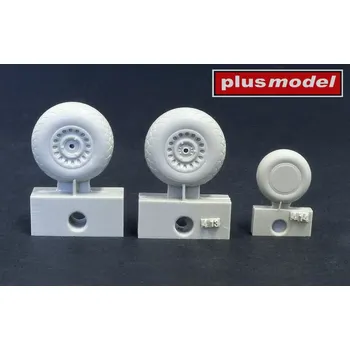 Plastikový model Plusmodel 1/48 B-26 Marauder wheels early (diamond tread)