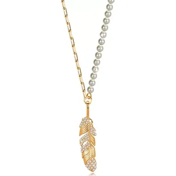 Náhrdelník Stříbrný náhrdelník 925 - měděná barva, bílé syntetické perly, pírko se zirkony