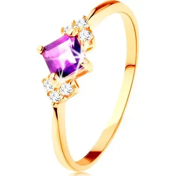 Prsten Prsten ve žlutém 14K zlatě - fialový ametystový čtvereček, čiré zirkonky - Velikost: 54