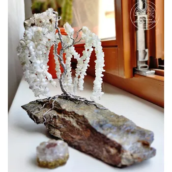 Strom na kameni - Měsíční kámen Nové počátky 18cm Drátované stromy života