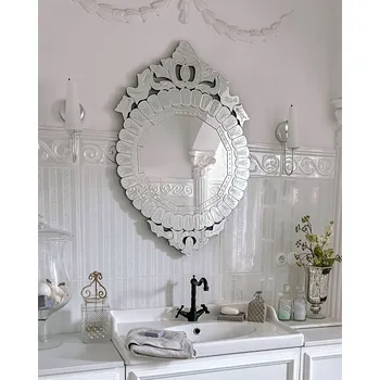 Zrcadlo Nástěnné zrcadlo stříbrné MDF / sklo oválné 70 cm elegantní glamour styl Beliani