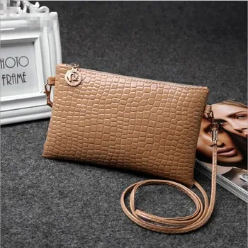 Kabelka Psaníčko na ples krokodýlí vzor, s páskem na ruku nebo přes rameno - Khaki