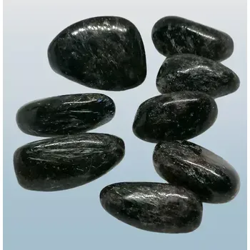 Drahý kámen Antofylit tromlovaný, 1 ks