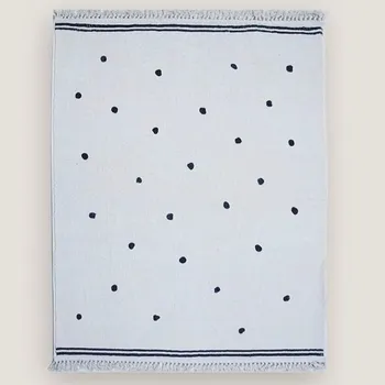 Koberec Koberec do dětského pokoje s třásněmi a puntíky - Black-A,160 x 230 cm