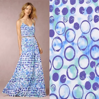 Funkční úplet Venezia v bílé barvě s digitálním potiskem puntíků Z018