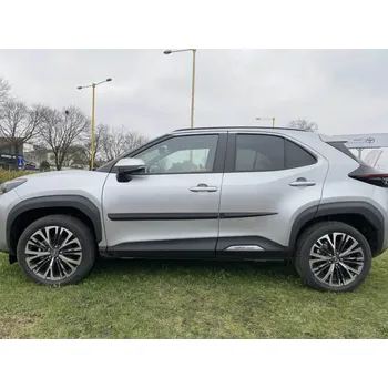 Lišta karosérie Boční lišty dveří Toyota Yaris Cross 2021-2026 • Rider