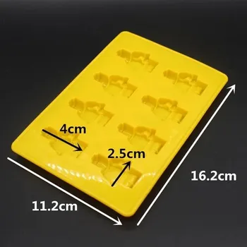 Forma na pečení Silikonová forma na čokoládu a pečení | Styl Lego panáček - 8 robot